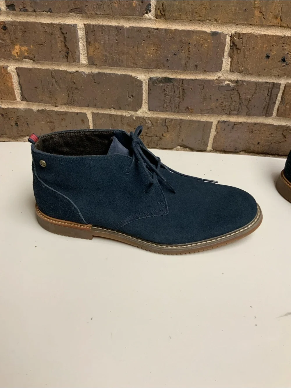 Navy Suede Chukka Boots - Stylish Lace-Up Men's Ankle Boots